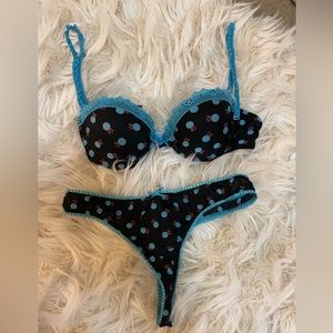 Victoria’s Secret Bra and Thong Set 34B and Small